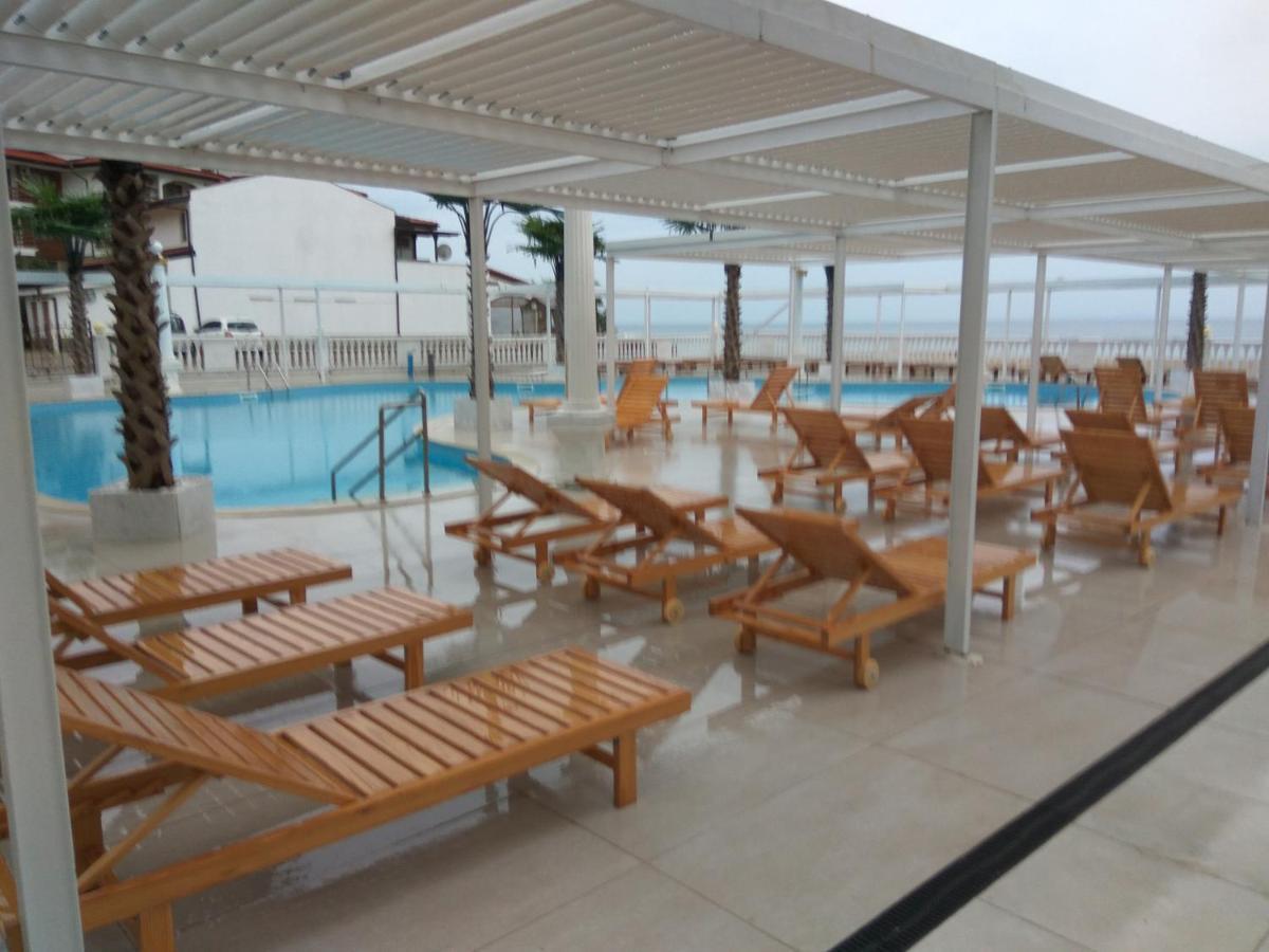 Апартаменты Талиана Бич Курорта Елените Esterno foto